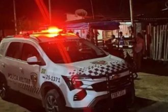 Mulher é presa após matar marido com facada no peito em Parintins