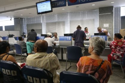 Governo federal implementa mudanças em regras de crédito consignado para servidores