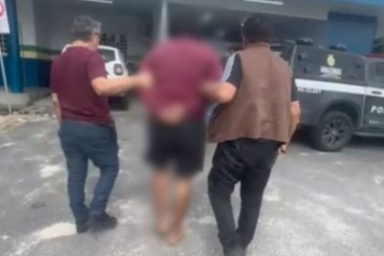 Homem é preso por agredir e enforcar ex com filho de 1 ano no colo em Manaus