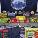 Drogas escondidas em bananas e caixas de informática são apreendidas no rio Solimões