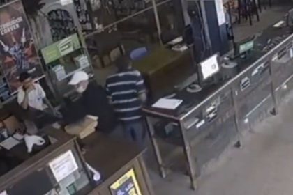 Vídeo registra assalto a loja de autopeças no bairro Cachoeirinha