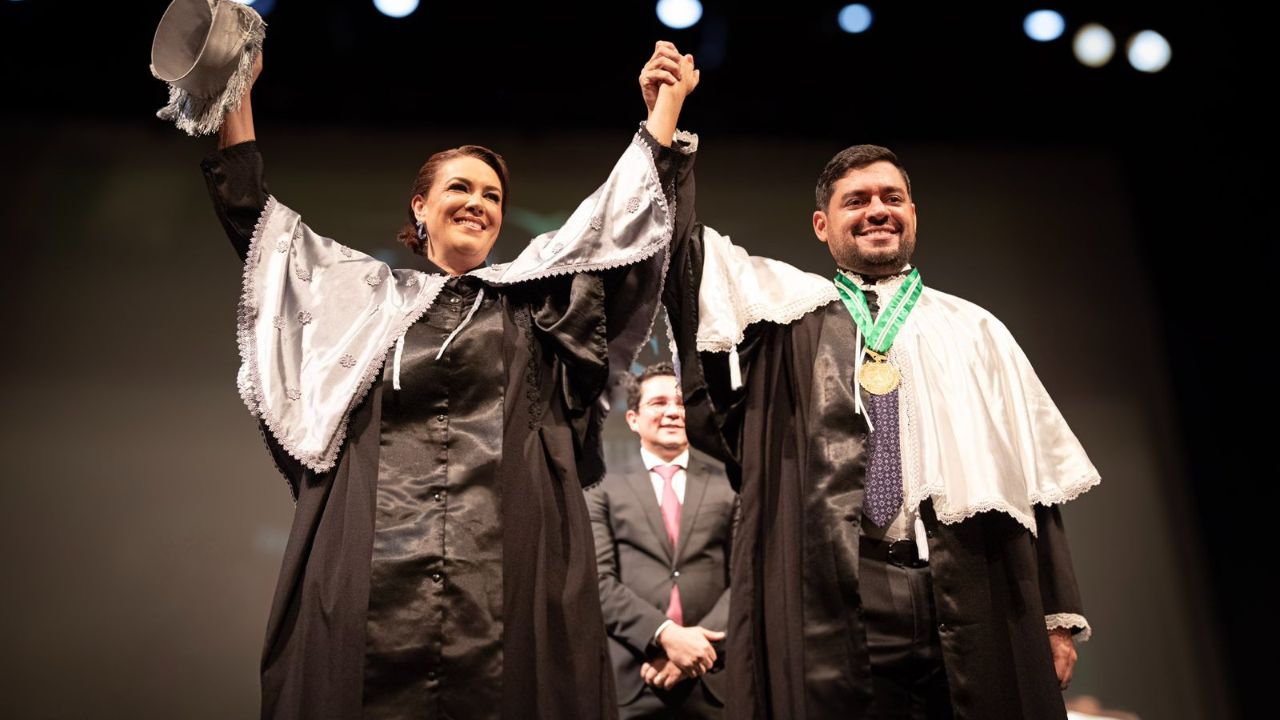 André Zogahib e Katia Couceiro são empossados nos cargos de reitor e vice-reitora da UEA