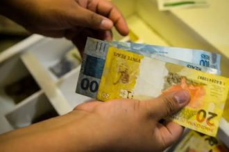 Recusa de dinheiro em Codajás leva Defensoria a acionar Banco Central