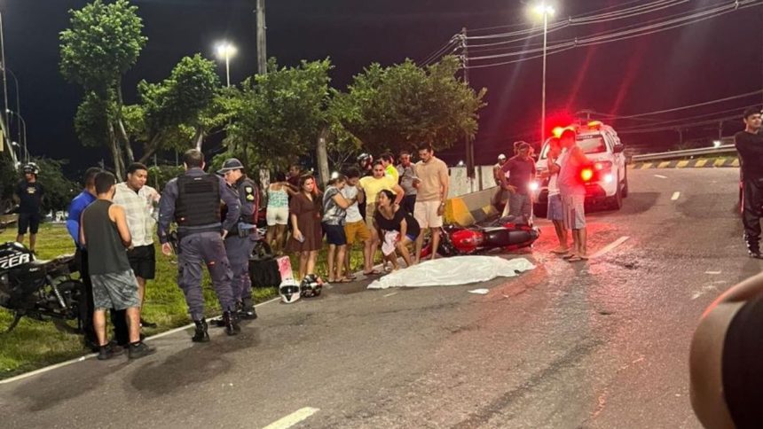 Motociclista morre após colisão na Avenida Torquato Tapajós