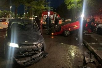 Colisão entre carros deixa uma pessoa gravemente ferida na zona sul de Manaus