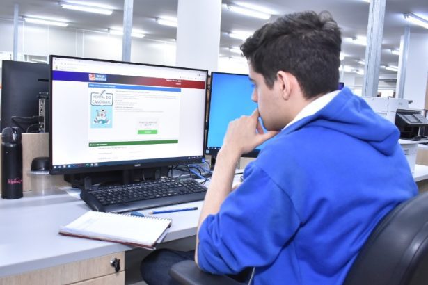 Inscrições abertas para 26 mil bolsas gratuitas do Bolsa Idiomas