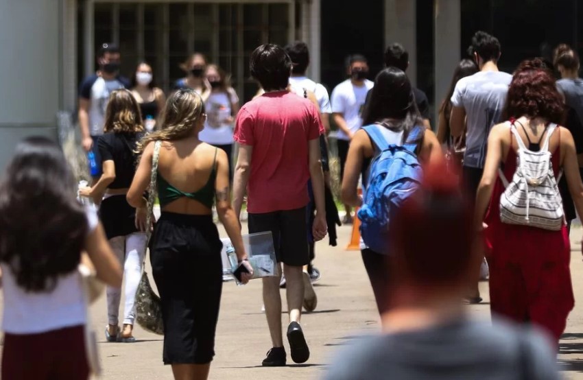 MEC anuncia inscrições para vagas restantes do Fies; confira