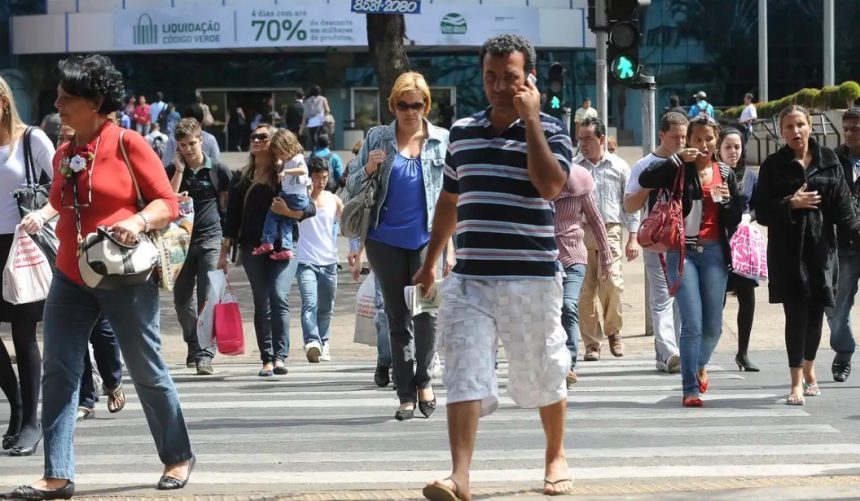 Brasil registra menor taxa de desocupação da história