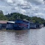 Piratas invadem barco e fazem tripulação refém no Amazonas