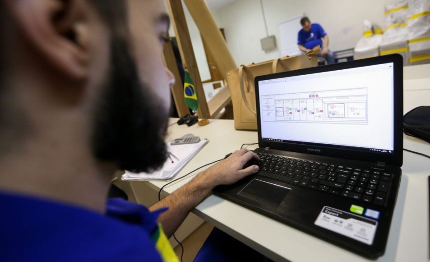 Plataforma oferece 4,7 mil cursos on-line e gratuitos; confira