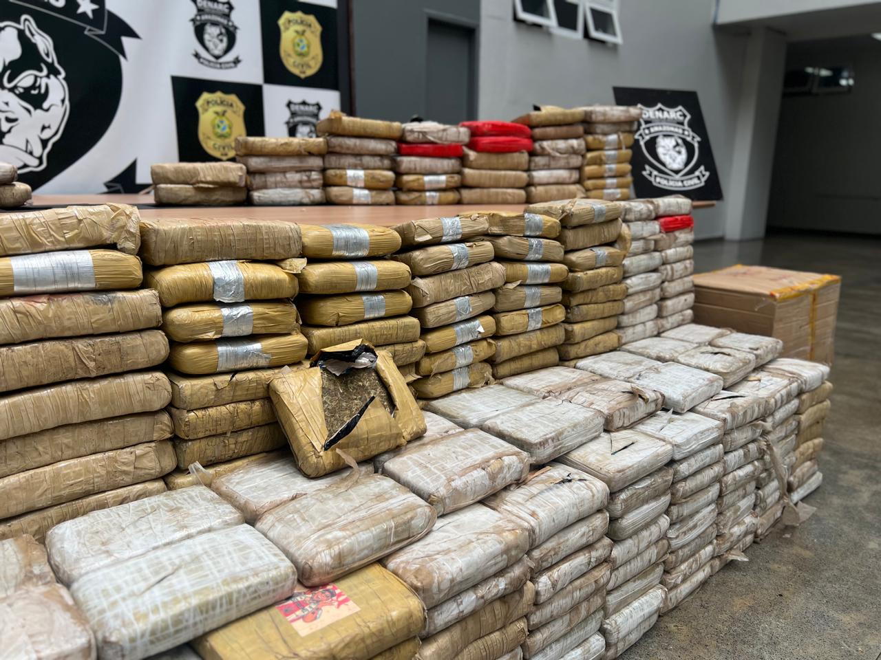 Polícia apreende 328 kg de skunk avaliados em R$ 6,5 milhões