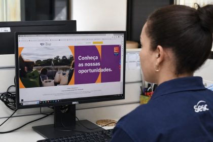 Sesc Amazonas abre seleção com três vagas e paga R$ 1,7 mil