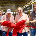 Omar Aziz inaugura terminal pesqueiro em Itacoatiara