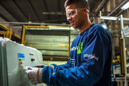 Whirlpool anuncia vagas em seleção para Pessoas com Deficiência