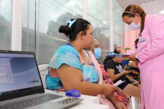 Carretas da Mulher vão oferecer exames gratuitos em Manaus