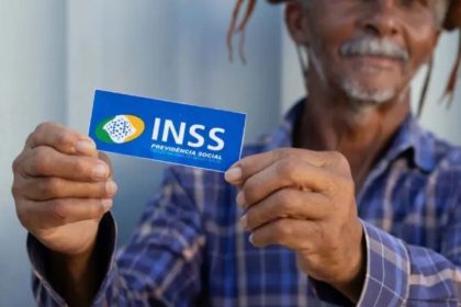 BPC garante pagamento mensal a idosos de baixa renda mesmo sem contribuição ao INSS