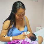 Sem saber que estava grávida, mulher dá à luz após procurar SPA com dores em Manaus