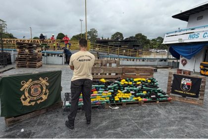 PF apreende mais de 230 quilos de drogas em embarcação no interior do Amazonas