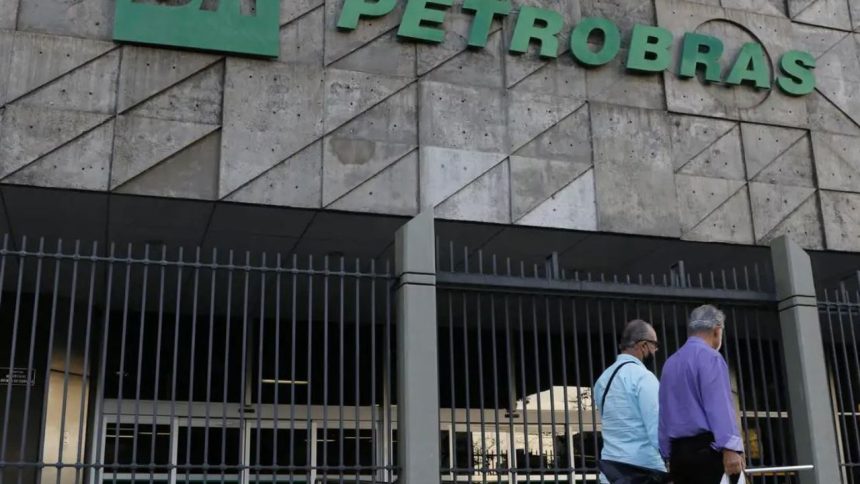 Petrobras abre seleção para estágio com vagas em Manaus e bolsa de R$ 1,8 mil
