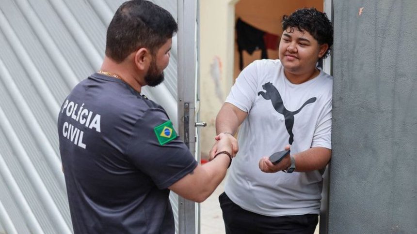 RecuperaFone passa a entregar celulares recuperados na casa de vítimas em Manaus