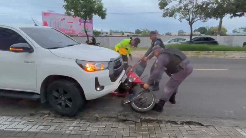Motociclista tem braço arrancado após colisão na avenida Torquato Tapajós