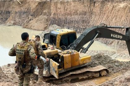 Garimpo ilegal destruiu área equivalente a 61 campos de futebol no AM, aponta MPF