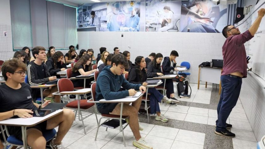 Pré-selecionados do Fies 2026 têm até segunda-feira para validar informações