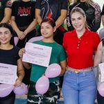 Primeira-dama Thaisa Cidade entrega certificados do Curso de Defesa Pessoal Feminina
