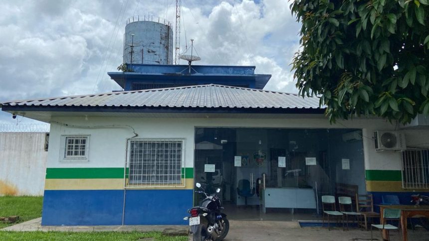 Padrasto é preso por estuprar e agredir enteada com madeira cheia de pregos no AM
