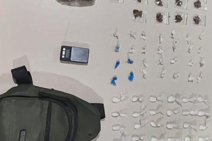 Homem invade casa para bater na ex-companheira e acaba preso com drogas no AM