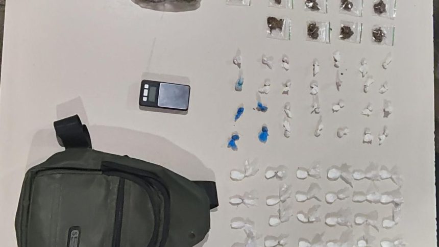 Homem invade casa para bater na ex-companheira e acaba preso com drogas no AM