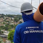 Vazamento na avenida Hilário Gurjão deixa bairros da zona Leste sem água em Manaus