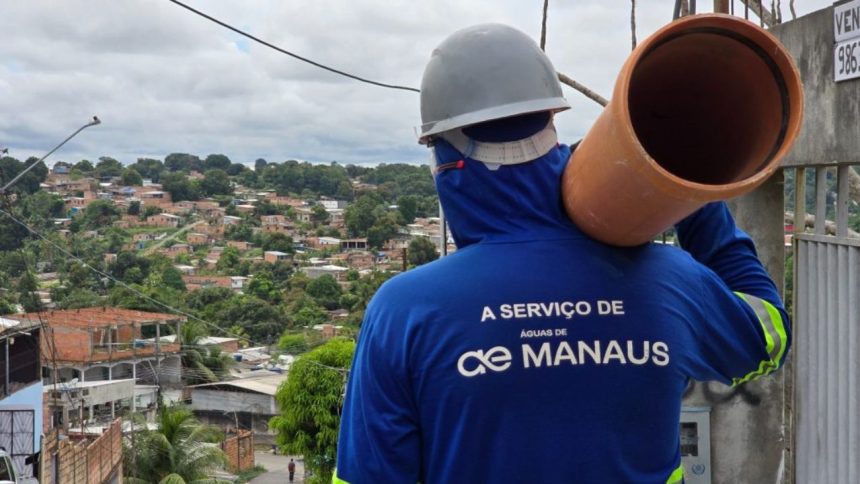 Vazamento na avenida Hilário Gurjão deixa bairros da zona Leste sem água em Manaus
