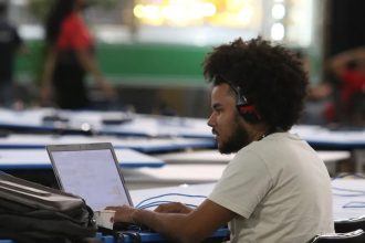 Fiocruz abre 20 mil vagas em curso gratuito e on-line