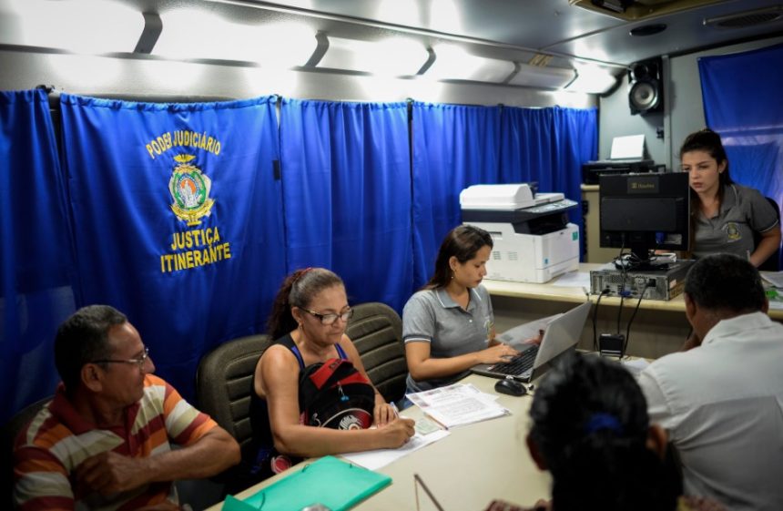 Núcleo de Justiça Itinerante leva atendimento ao Nova Cidade