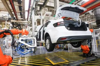 Produção de carros cresce 2,4% em abril e acumula alta de 5%