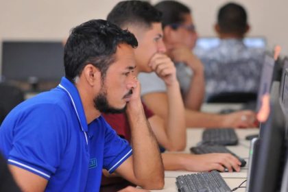 Seduc anuncia 7 mil vagas para o Provão Eletrônico em Manaus