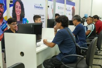 Aprendiz, confeiteiro, conferente e outras 676 vagas no Sine