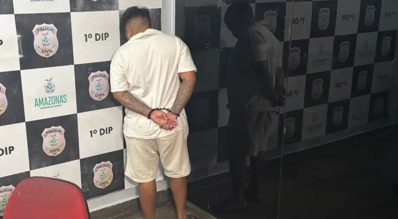 'Fofinho' é preso com drogas e balanças na Praça 14, em Manaus
