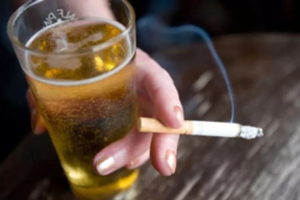 Imposto seletivo deve elevar preço de bebidas alcoólicas, refrigerantes e cigarros a partir de 2027