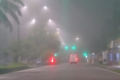 Neblina cobre Manaus nas primeiras horas da manhã
