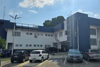 Homem é preso por extorquir e agredir grávida a pauladas em Manaus