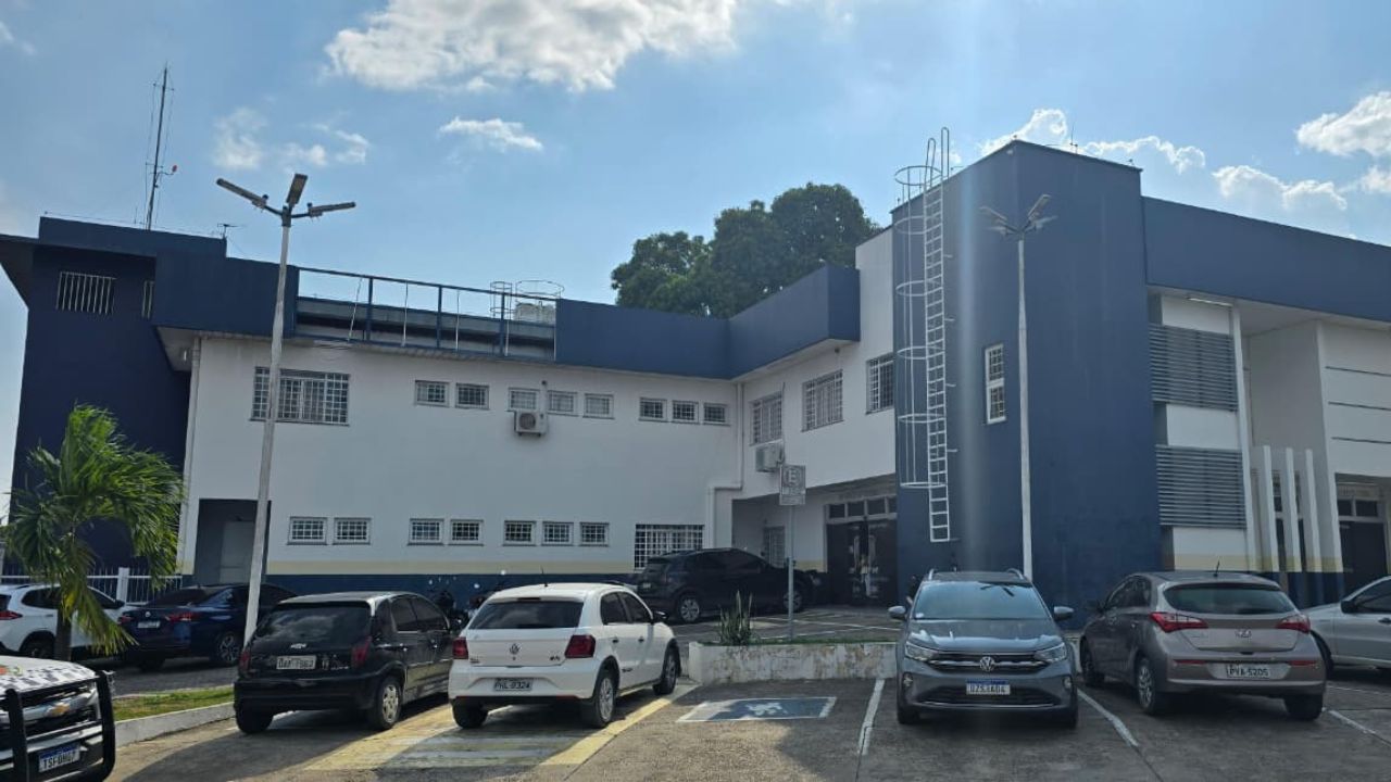 Homem é preso por extorquir e agredir grávida a pauladas em Manaus