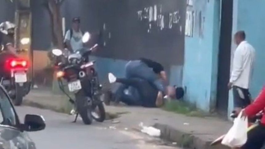 Programa sexual termina com cliente e mulher esfaqueados por ex-companheiro em Manaus