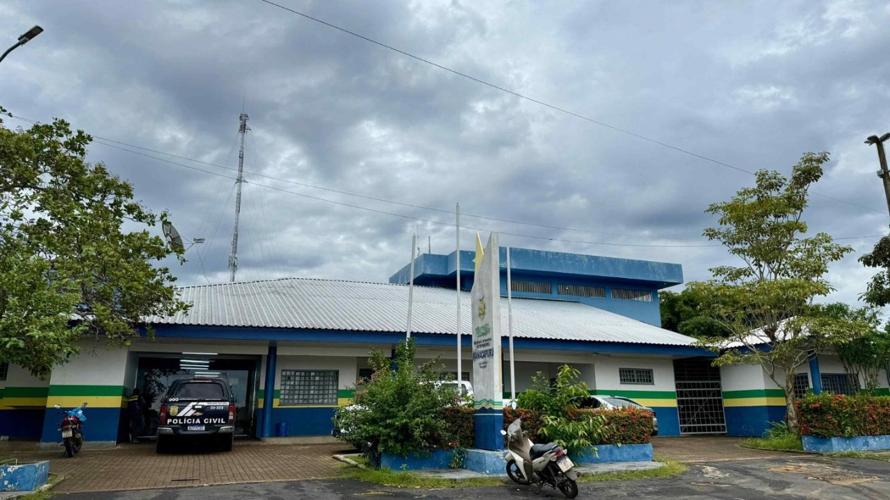 Homem é preso por descumprir pena por ameaçar a própria mãe em Manacapuru