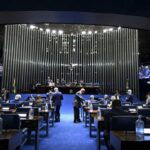 Senado vota PEC que cria aposentadoria especial para agentes de saúde