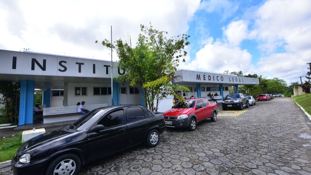 IML busca familiares de homem que morreu em Manaus