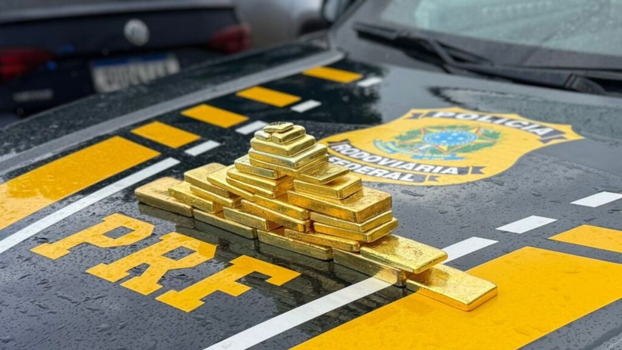 Ouro ilegal de R$ 10 milhões transportado de Manaus é apreendido pela PRF na BR-174