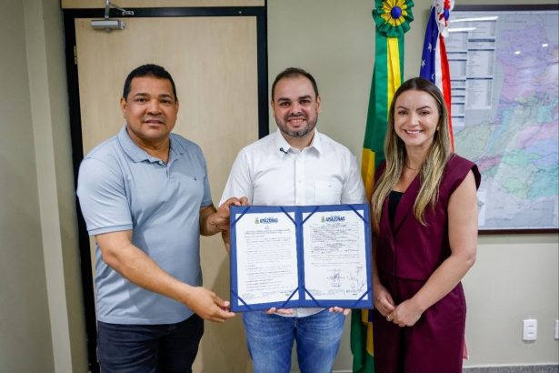 Roberto Cidade lança editais para pagar subvenções no AM