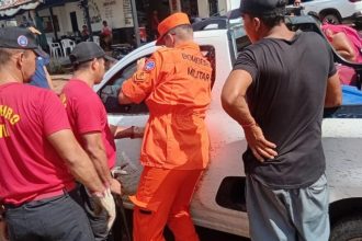 Em Itapiranga, idosa é resgatada após ficar presa em veículo